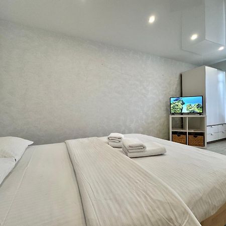Apartpoltava Світлі Та Затишні Апартаменти В Скандинавському Стилі Центр Банківський Чек Buitenkant foto